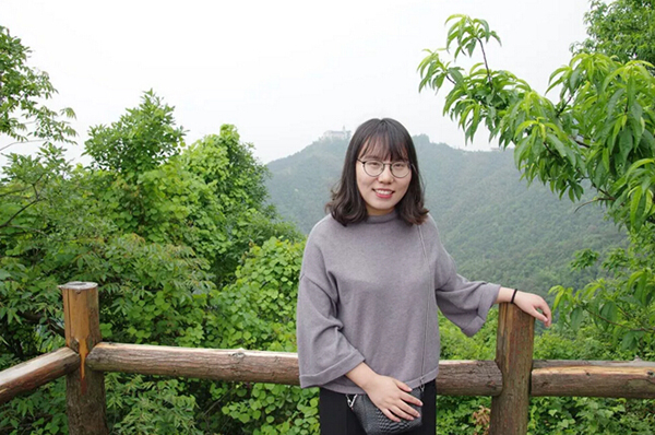 j9九游会环保财务部门的爱笑宝藏女孩