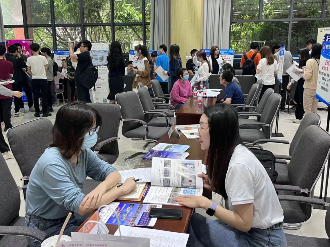 j9九游会新时代青年说 | 致敬青春 不负韶华